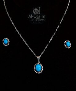 Turquoise Studded Antique Pendant Set