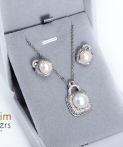 Pearl Padlock Silver Pendant Set