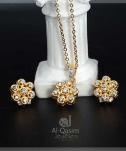 Gold Flower Pendant Set