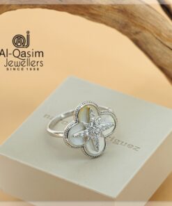 Clover Mother Pearl Silver Ring