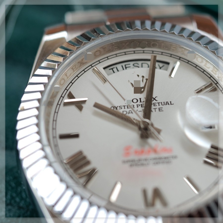 R Branded Luxury Watch