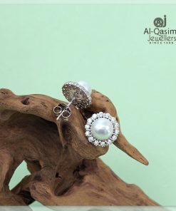 Dry Leaf Pearl Studs